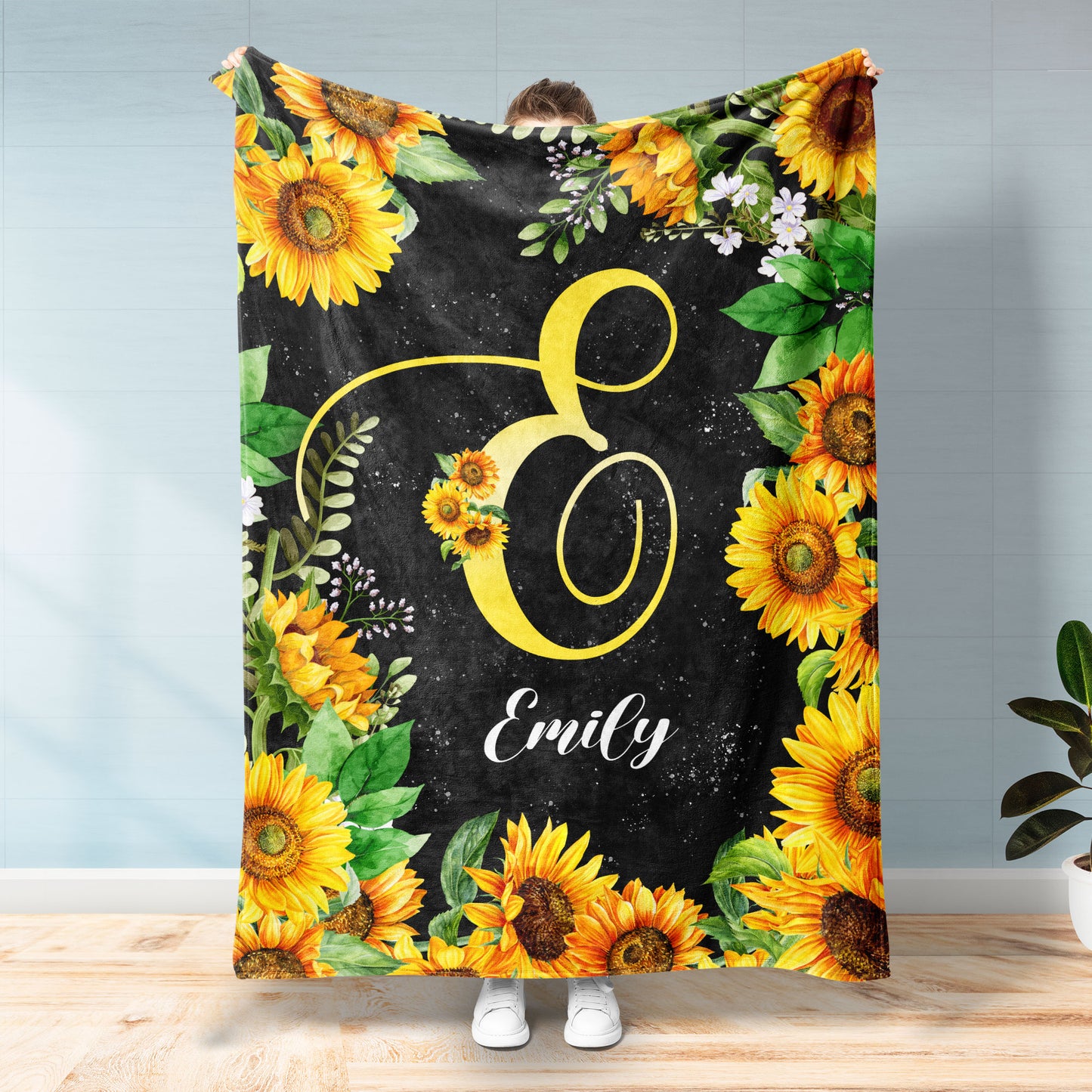 Custom Name Sunflower Blanket, Gift For Mom, Gift For Daughter.