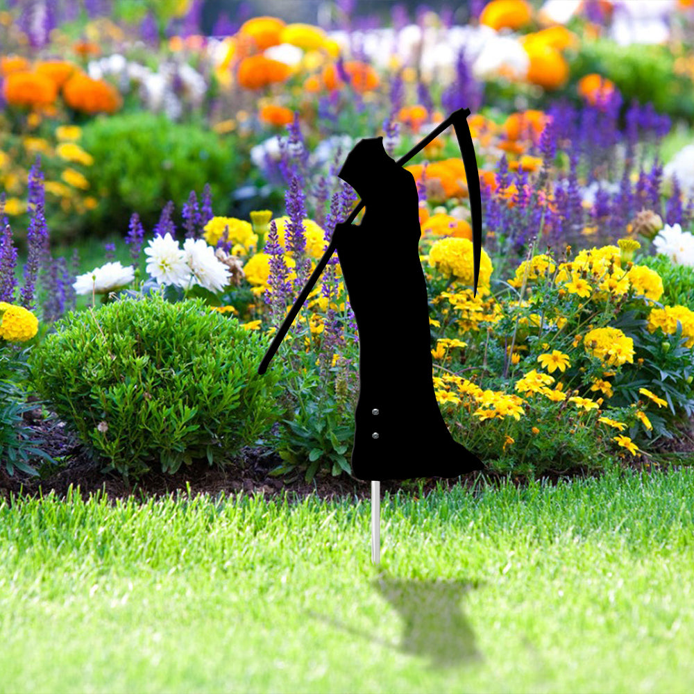 Grim Reaper Metal Yard Sign – Halloween Death Silhouette Outdoor Decoration for Spooky Lawn or Garden