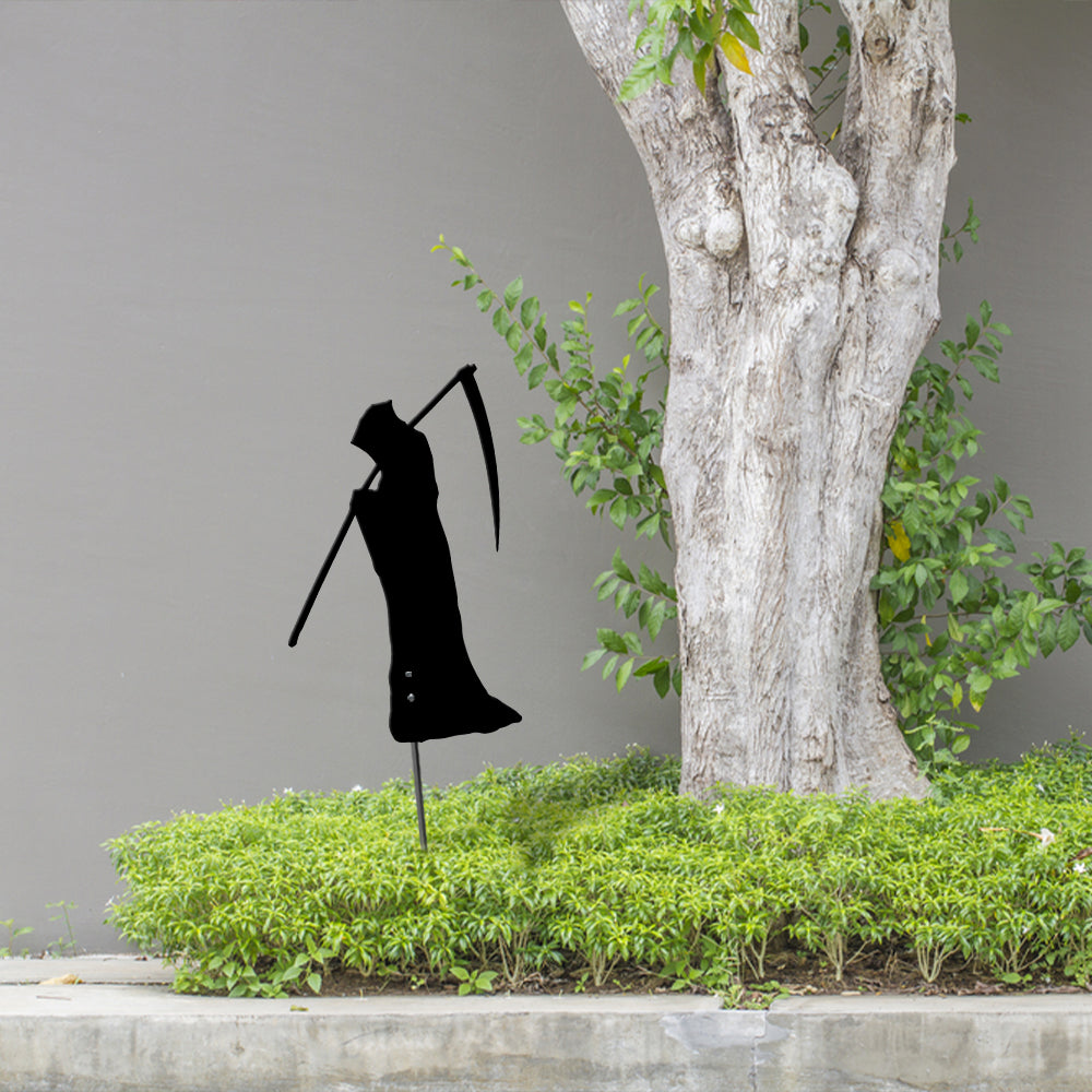 Grim Reaper Metal Yard Sign – Halloween Death Silhouette Outdoor Decoration for Spooky Lawn or Garden