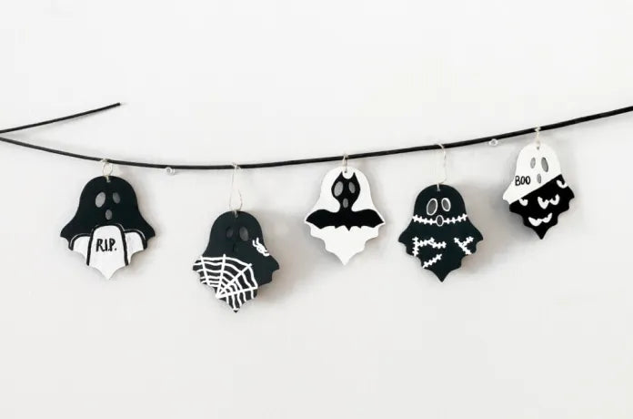 Set 8 Character Spooky Ghost Character Garland | Handmade Halloween Hanging Decor | Horror Icons