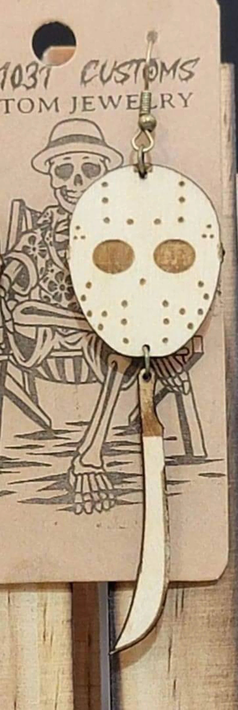Personalized Friday the 13th, style wooden earrings. Horror, hockey mask and machete.